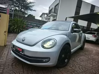 VW New Beetle 1.6 TDi Design — fotografia 1
