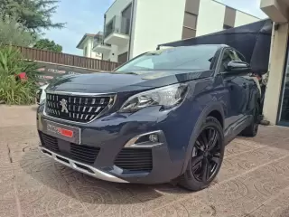 Peugeot 3008 Puretech 130 Stop Start Allure — fotografia 1