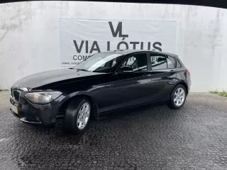 BMW 116 d Line Urban — fotografia 1
