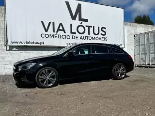 Mercedes-Benz CLA 180 d Shooting Brake Style — fotografia 1