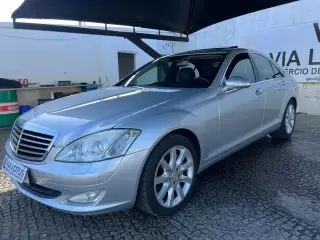 Mercedes-Benz S 320 CDI — fotografia 1