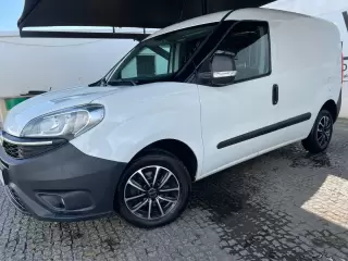 Fiat Doblo 1.3 Multijet — fotografia 1