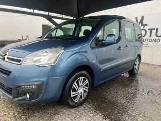 Citroën Berlingo 1.6 e-HDi Exclusive — fotografia 1
