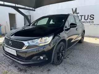 DS DS4 Crossback 1.6 BlueHDi So Chic EAT6 — fotografia 1