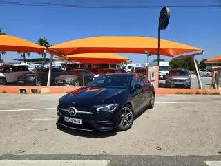 Mercedes-Benz CLA 180 d Shooting Brake AMG Line Aut. — fotografia 1