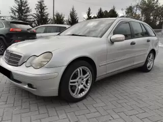 Mercedes-Benz C 220 CDi Avantgarde — fotografia 1
