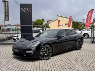 Porsche Panamera 4 E-Hybrid — fotografia 1