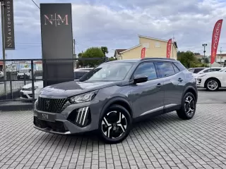 Peugeot 2008 1.2 PureTech Allure — fotografia 1
