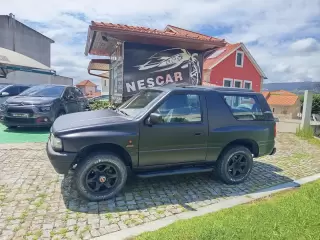Opel Frontera 2.8 TD Sport AC + ABS — fotografia 1