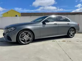 Mercedes-Benz E 220 D AMG Line — fotografia 1