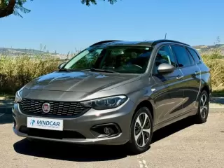 Fiat Tipo Station Wagon 1.6 M-Jet Lounge — fotografia 1