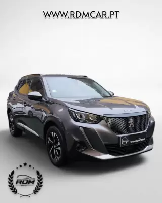 Peugeot 2008 1.5 BlueHDi Allure — fotografia 1