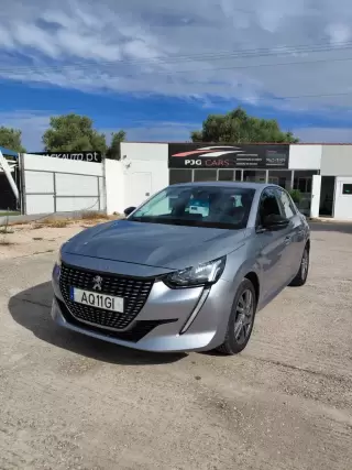 Peugeot 208 1.2 PureTech Like — fotografia 1