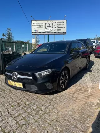 Mercedes-Benz A 180 d Business Solutions Grande Frota — fotografia 1