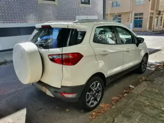 Ford EcoSport 1.5 TDCi Titanium — fotografia 1