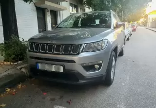 Jeep Compass 1.6 M-Jet Longitude — fotografia 1