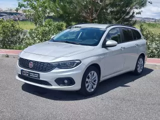 Fiat Tipo Station Wagon 1.3 M-Jet Easy — fotografia 1