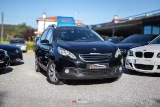 Peugeot 2008 1.2 VTi Active — fotografia 1