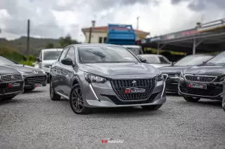 Peugeot 208 1.2 PureTech Active — fotografia 1