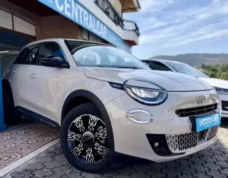 Fiat 600 1.2 E-Hybrid Auto 110Cv | CARPLAY — fotografia 1