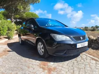 Seat Ibiza Sc 1 2 12v Fresc — fotografia 1