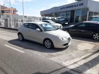 Alfa Romeo Mito 1.3 JTD Distinctive 5KQ — fotografia 1