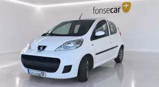 Peugeot 107 1.0 Active — fotografia 1