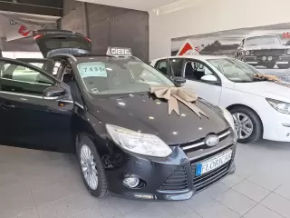 Ford Focus SW 1.6 TDCi Titanium — fotografia 1