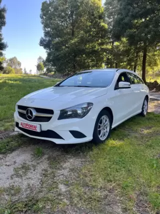 Mercedes-Benz CLA 200 Shooting Brake d — fotografia 1
