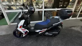 BMW C 400 X — fotografia 1