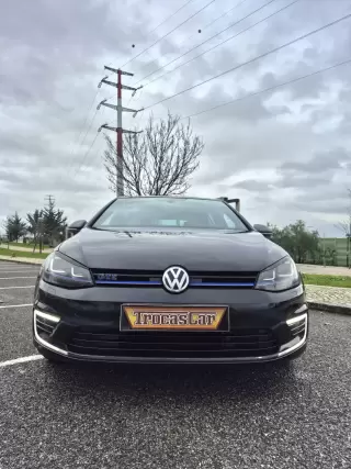 VW Golf 1.4 GTE Plug-in-Hybrid DSG — fotografia 1