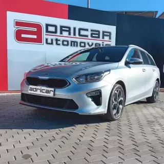 Kia Ceed SW 1.6 CRDi MHEV Drive — fotografia 1