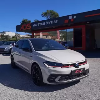 VW Polo 2.0 TSI GTI Edition 25 DSG — fotografia 1