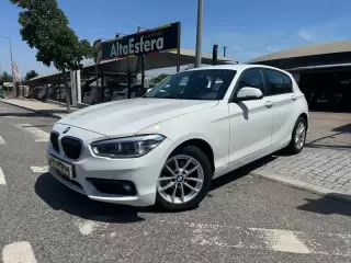 BMW 116 d Advantage — fotografia 1