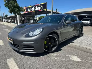 Porsche Panamera S E-Hybrid Plug-In — fotografia 1