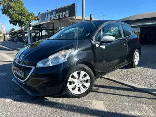 Peugeot 208 1.0 VTI LIKE — fotografia 1