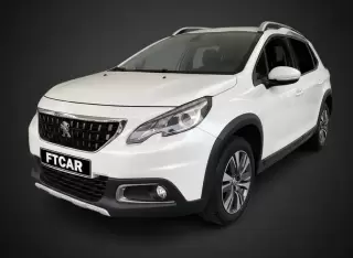 Peugeot 2008 1.2 E-VTI Allure — fotografia 1