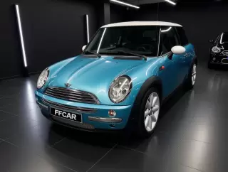 MINI Cooper 1.6 i Exclusive — fotografia 1