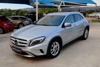 Mercedes-Benz GLA 200 d Urban — fotografia 1