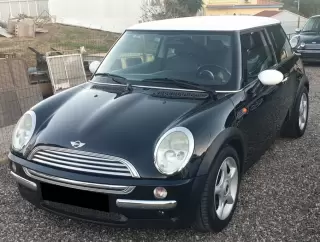 MINI Cooper 1.6 i Exclusive — fotografia 1