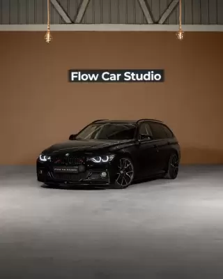 BMW 318 d Line Sport — fotografia 1