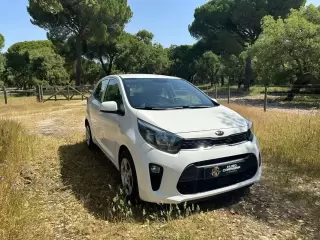 Kia Picanto — fotografia 1