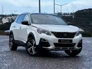 Peugeot 3008 1.2 PureTech Allure — fotografia 1