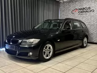 BMW 318 d Touring Navigation Sport — fotografia 1