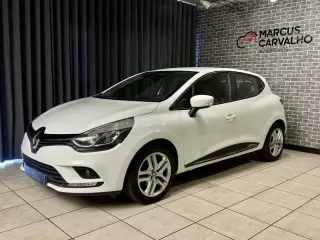 Renault Clio TCe 90 Dynamique — fotografia 1
