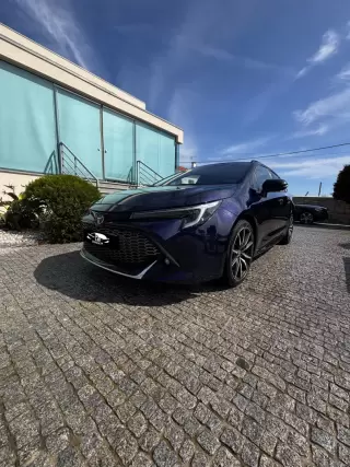 Toyota Corolla Touring Sports 1.8 Hybrid GR-Sport — fotografia 1