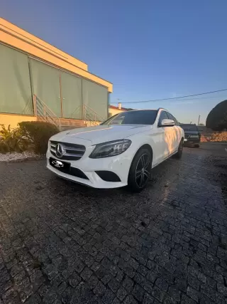 Mercedes-Benz C 300 de Avantgarde — fotografia 1