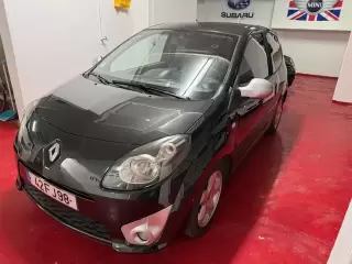 Renault Twingo DYNAMIQUE — fotografia 1