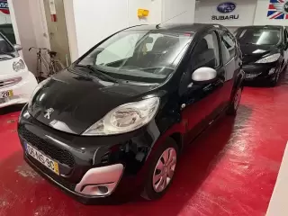 Peugeot 107 1.0 Access — fotografia 1