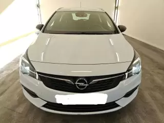 Opel Astra Sports Tourer 1.2 Turbo Start/Stop Sports Tourer GS Line — fotografia 1